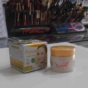 کرم کنزه بزرگ: راه‌حلی جامع برای پوستی صاف، شفاف و جوان
